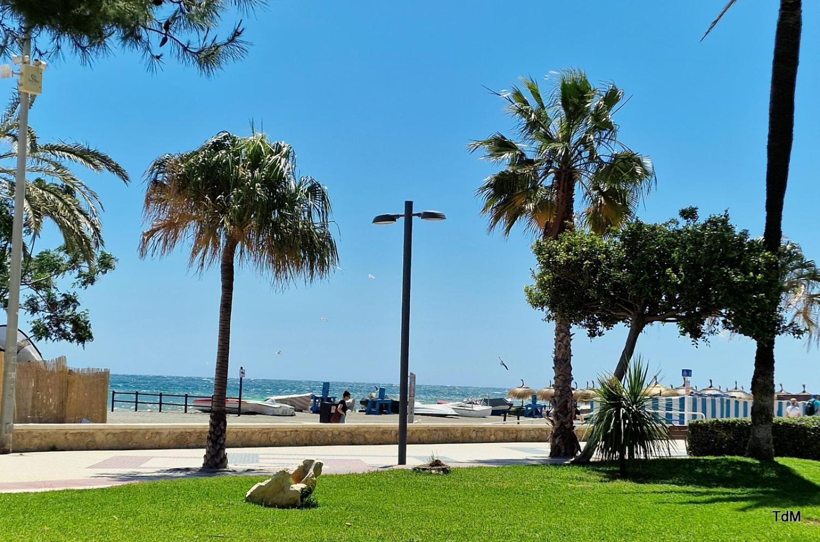Apartment Caradridos Torre Del Mar Centro 1 Minute From The Beach Екстериор снимка
